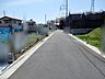 外観：前面道路＆現地土地