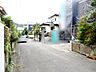 外観：前面道路＆外観