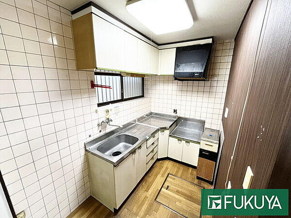 キッチンを拡大表示