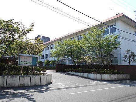 近江八幡市立桐原東小学校