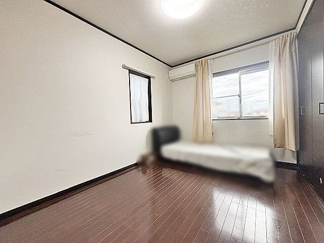 寝室 彦根市平田町