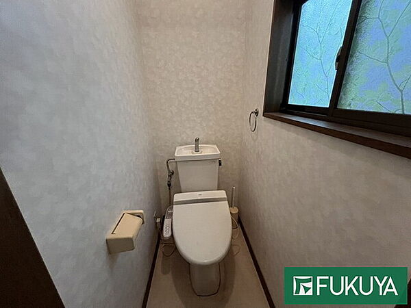 トイレを拡大表示