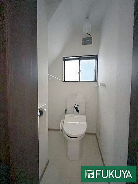 トイレを拡大表示