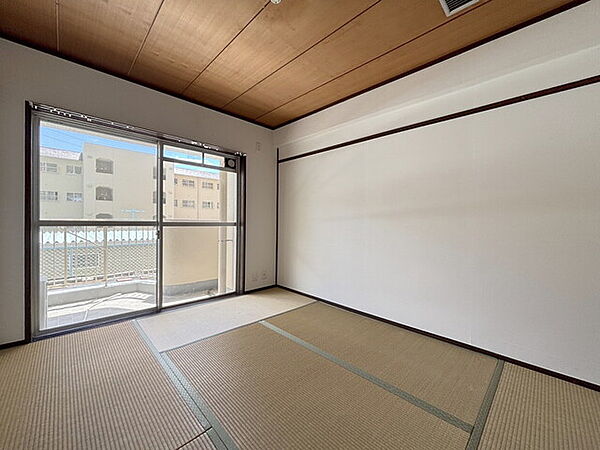 寝室を拡大表示
