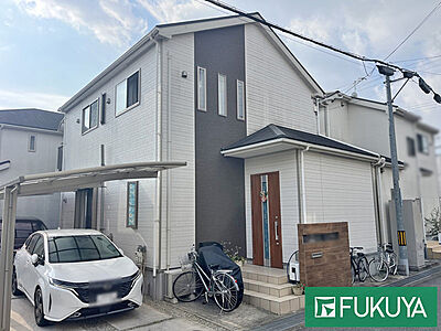外観:カーポート付駐車場、駐車2台可 外観:カーポート付駐車場、駐車2台可