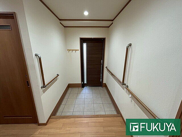 玄関 京都市山科区東野南井ノ上町