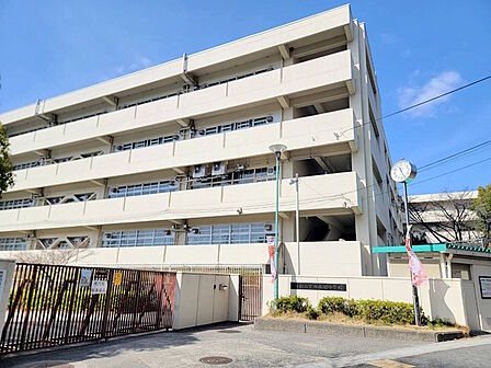 吹田市立西山田中学校