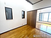 居室は4部屋あり、子供部屋や収納部屋などライフステージに合わせてご利用いただけます♪