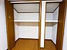 収納：【収納】思いでの品や趣味の品などなどそれぞれの部屋で楽しめます♪たっぷりの収納スペースで快適に暮らせそうですね♪