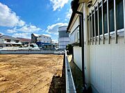 自然に包まれた暮らしの中で季節の流れを感じ、ゆったりとした時間をお過ごしください♪