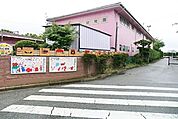 築葉根幼稚園 徒歩17分。 1320m