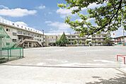 市川市立鬼高小学校 徒歩19分。 1490m