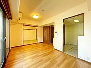 少しでも豊かに快適に。そんな想いから生まれた邸宅はこれから先の住まいを支えます。