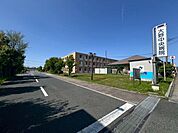 大野中央病院 徒歩12分。 890m