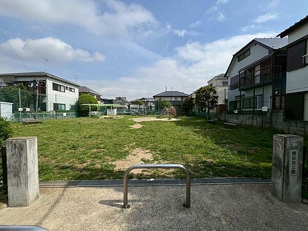 周辺を拡大表示