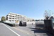 市川市立鶴指小学校 徒歩7分。 530m
