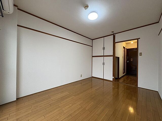 寝室