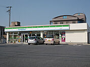 ファミリーマート 東安堵店
