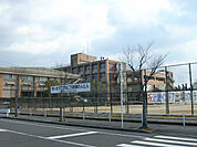 大和郡山市立郡山東中学校