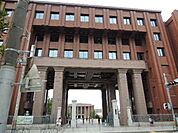 龍谷大学 深草キャンパス（883m）