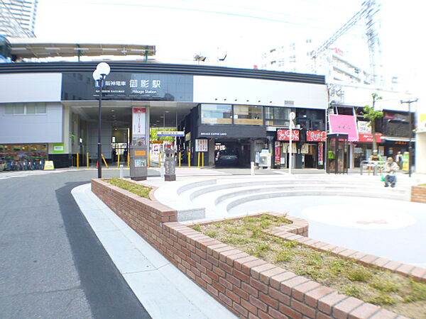 画像30:特急の停まる阪神御影駅