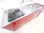 大型のシステムキッチン