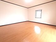 10帖の洋室はレイアウトも自由自在