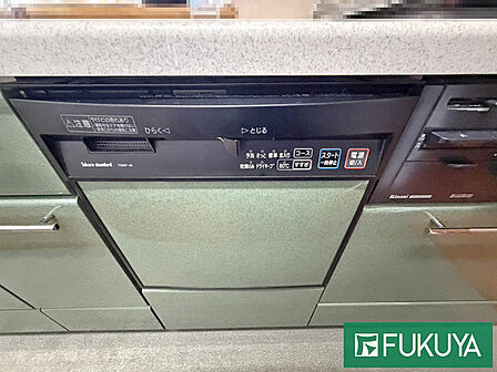 写真中の家具等は売買対象外です。