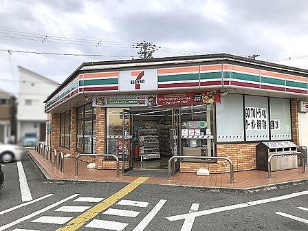 セブン-イレブン 堺鳳中町8丁店