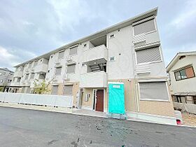 リバーサイド　ガーデン  ｜ 大阪府藤井寺市小山７丁目1248番8号（賃貸アパート2LDK・1階・53.79㎡） その1