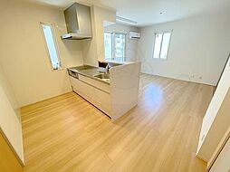 ラ・フォレ 2階2LDKのリビング/ダイニング