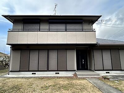 外観：重厚感のある外観です♪