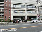 川崎市立東高津中学校 徒歩9分。 680m