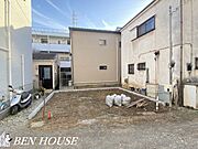 ・玄関ドアは電子ロックキー対応なので防犯面も安心ですね・全室網戸付きで新生活での初期費用が抑えられますね・24時間換気で新鮮な空気が入れ替わります・ＴＶモニタインタフォン付き