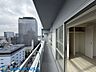 バルコニー：・ＪＲ川崎駅へ平坦徒歩8分・京急川崎駅平坦徒歩6分・平坦な地域で、自転車やベビーカーも走行しやすい地・「ＪＲ川崎」「京急川崎」周辺には商業施設・映画館や水族館もございます