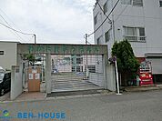 若竹幼稚園 徒歩9分。 680m