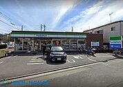 ファミリーマート観音二丁目店 徒歩4分。時間がない時にさっと寄れて便利なコンビニ。 250m
