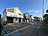 その他：・並列駐車2台可能な広々敷地（車種による）・ハイルーフ車も余裕で駐車できるスペースです・2台のお車の使用率が高いご家族には大変便利な並列駐車のできるプランです