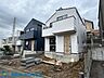 外観：・浴室換気乾燥暖房機付きシステムバスはお手入れもしやすいです・シャワートイレは2か所に設けられており朝の込み合う時間帯もスムーズ・リビングイン階段でご家族のコミュニケーションが取りやすいです