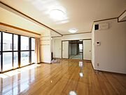 どんな家具も馴染む内装のため、お好みのインテリアコーディネートをお楽しみいただけます。