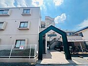 JR青梅線「小作」駅まで徒歩9分の立地です。通勤・通学、お出かけに便利です。