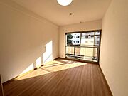 お好みの家具を置いたり、小物を飾り、お気に入りの空間づくりが楽しめそうです。