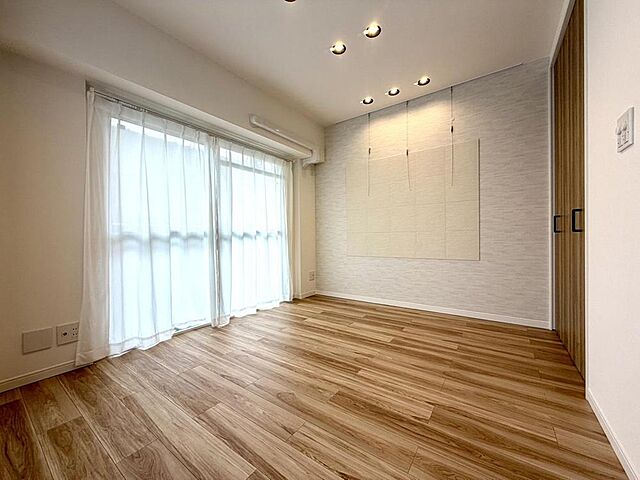 リビング/ダイニング ジョイフル多摩センター 1階/-