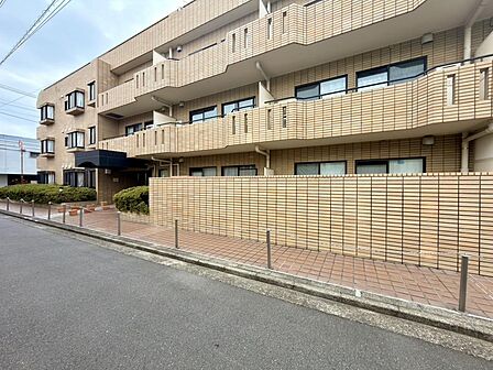 当社は、本物件のほかにも多数ご紹介可能です。理想の間取り、仕様などをぜひお聞かせください。