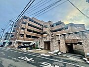 当社は選べる見学メニューをご用意。お客様のご希望・ご都合に合わせてご見学いただけます。