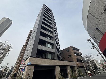 現地にて、住まいの実際の日当たりや、周辺の街並み・交通量などをご体感くださいませ。