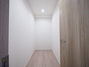 WICは広さにゆとりがあり、収納家具の配置も可能。住空間を広々とお使いいただけます。
