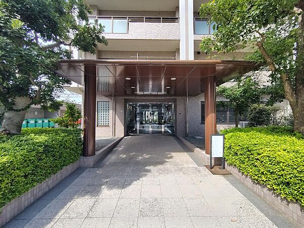 エントランスを拡大表示
