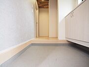 玄関にシューズボックスがあるため、散らかりがちな玄関周りもすっきりと綺麗な空間を保てます。