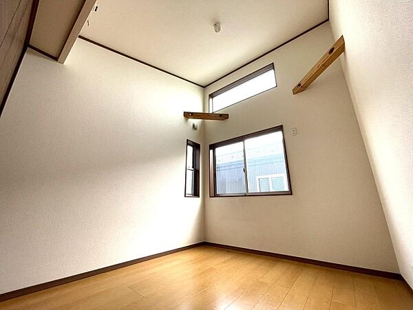 寝室を拡大表示